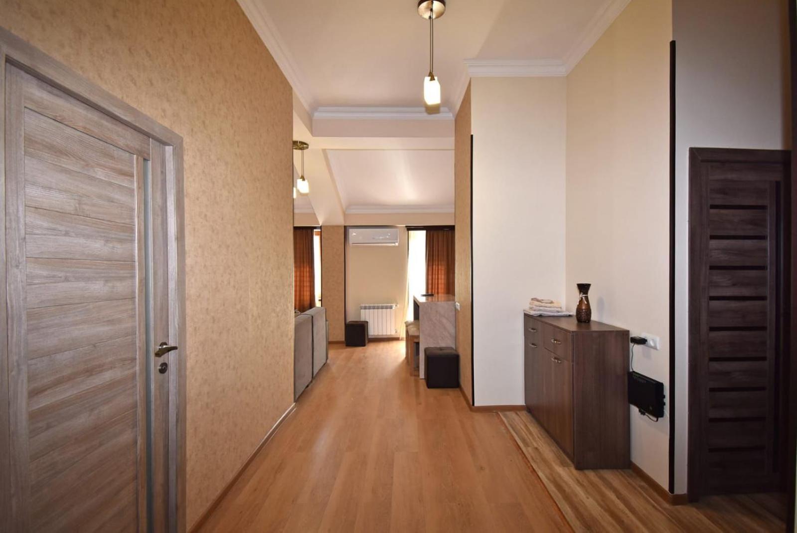 יירבאן Modern Apartments And Tours מראה חיצוני תמונה