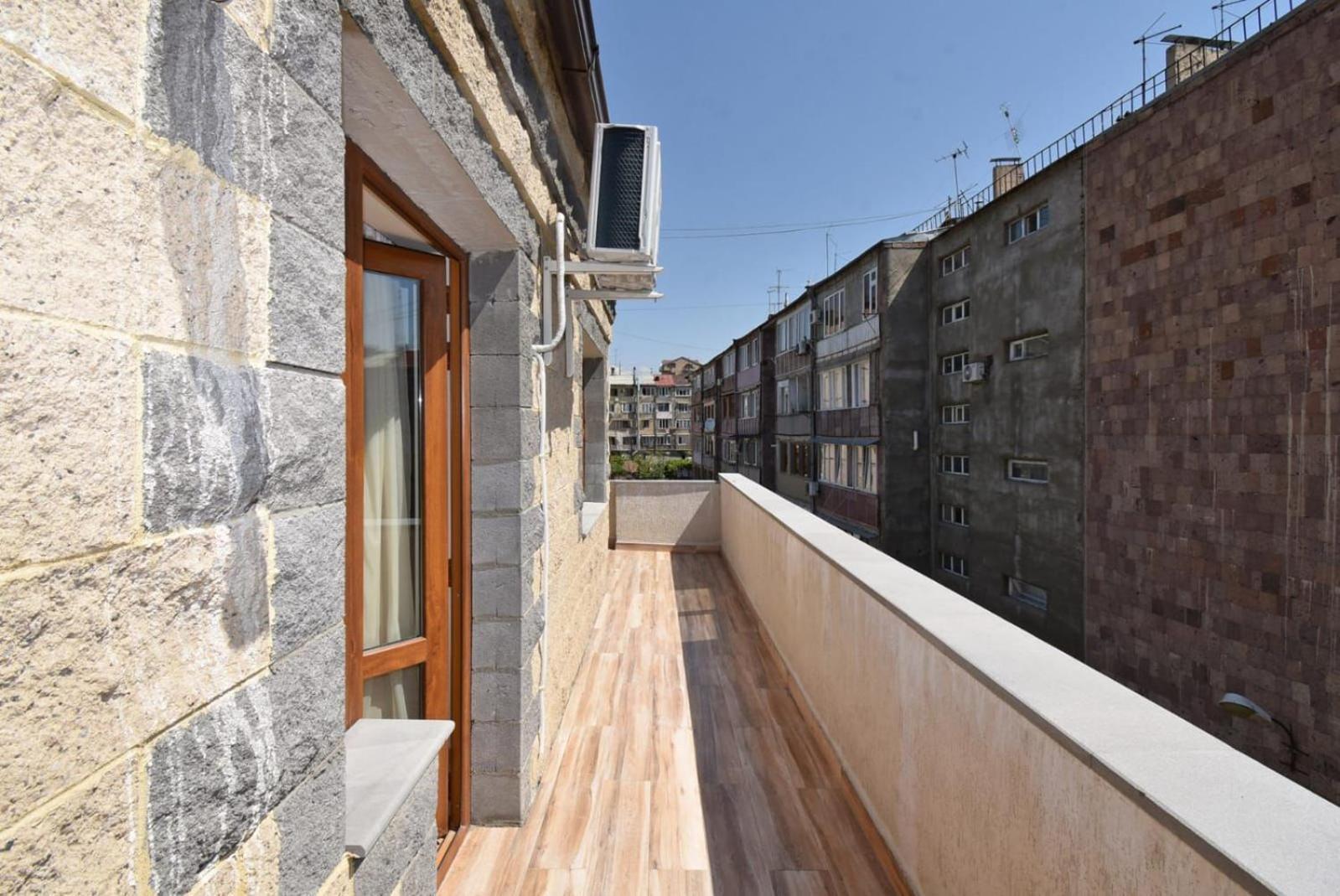 יירבאן Modern Apartments And Tours מראה חיצוני תמונה