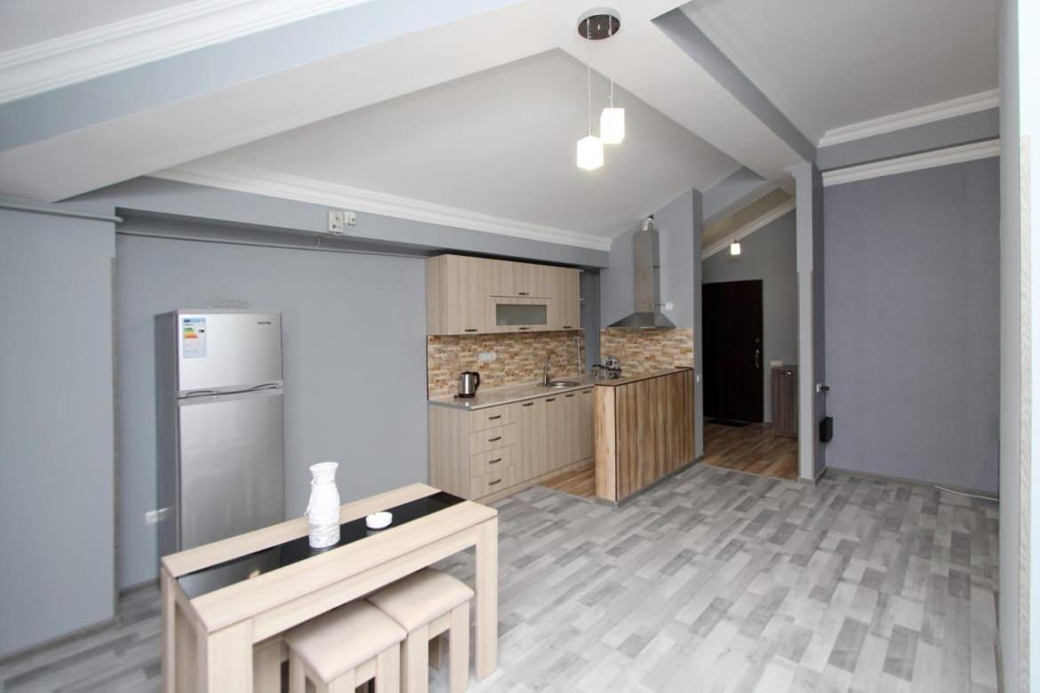 יירבאן Modern Apartments And Tours מראה חיצוני תמונה